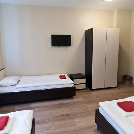 Bella Riga Hotel With Self-Check In Exterior photo